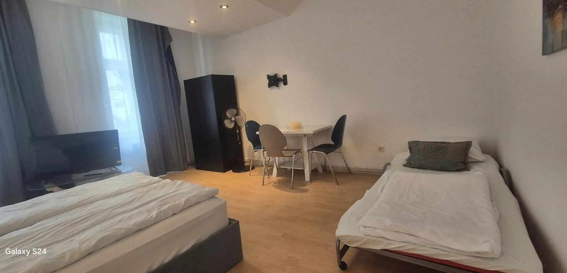 Spacious & Central 2Br Apt Ideal For Long Stays ウィーン 0*,  オーストリア